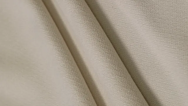 Classic Plain Weave Design