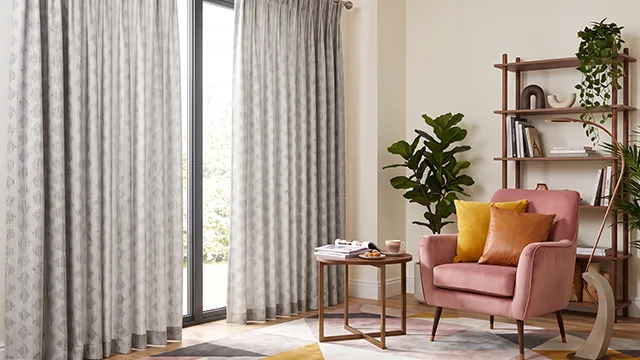 Chic Contemporary Lounge